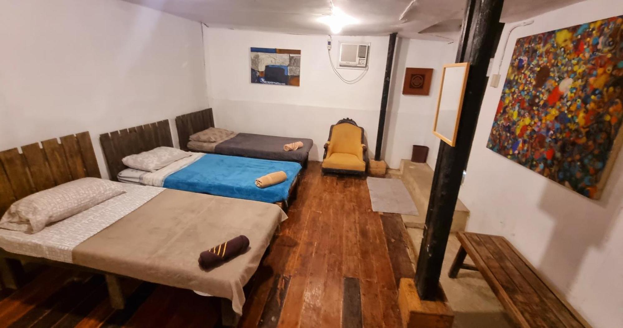 Marius B&B & Hostel Silang Kültér fotó