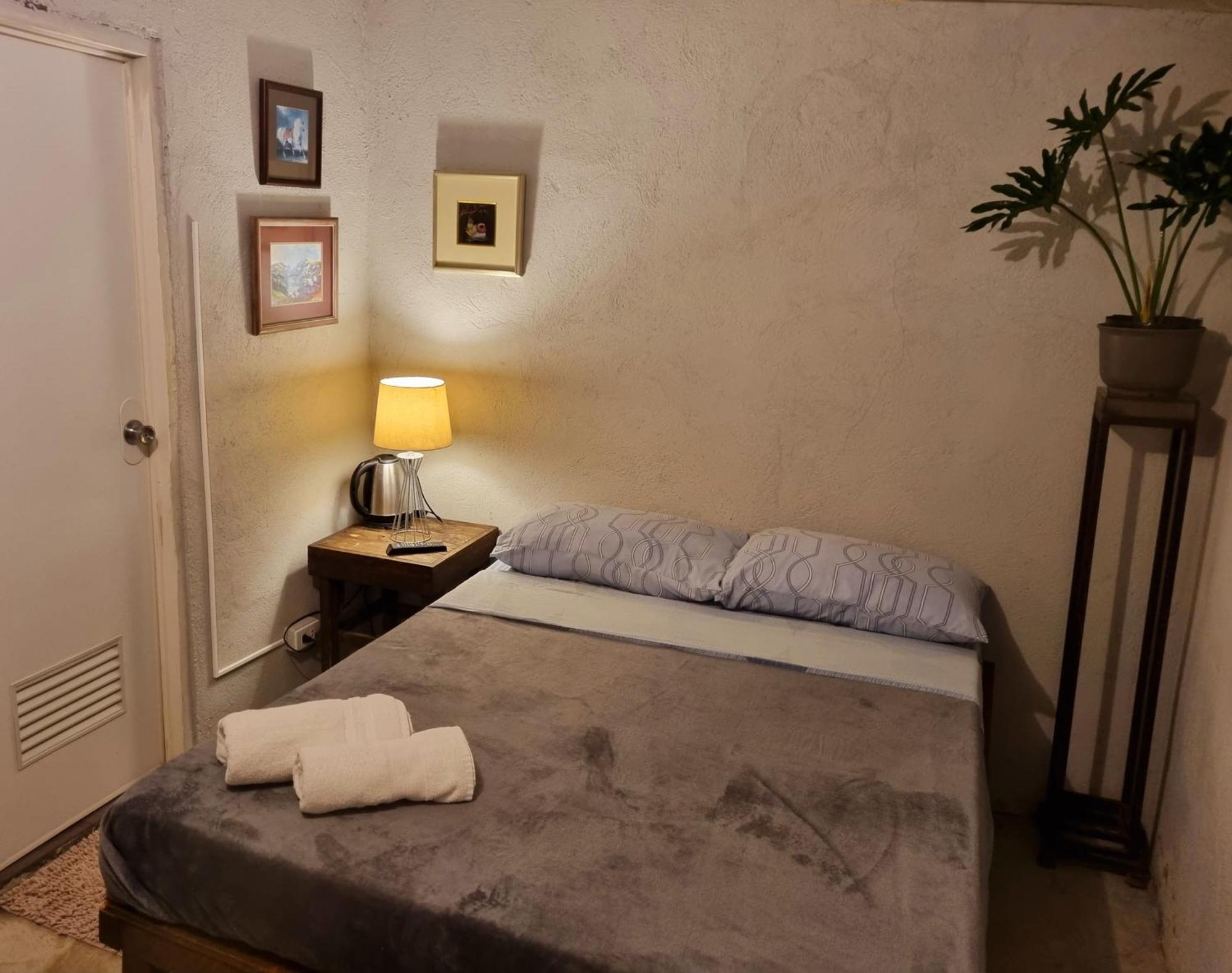Marius B&B & Hostel Silang Kültér fotó